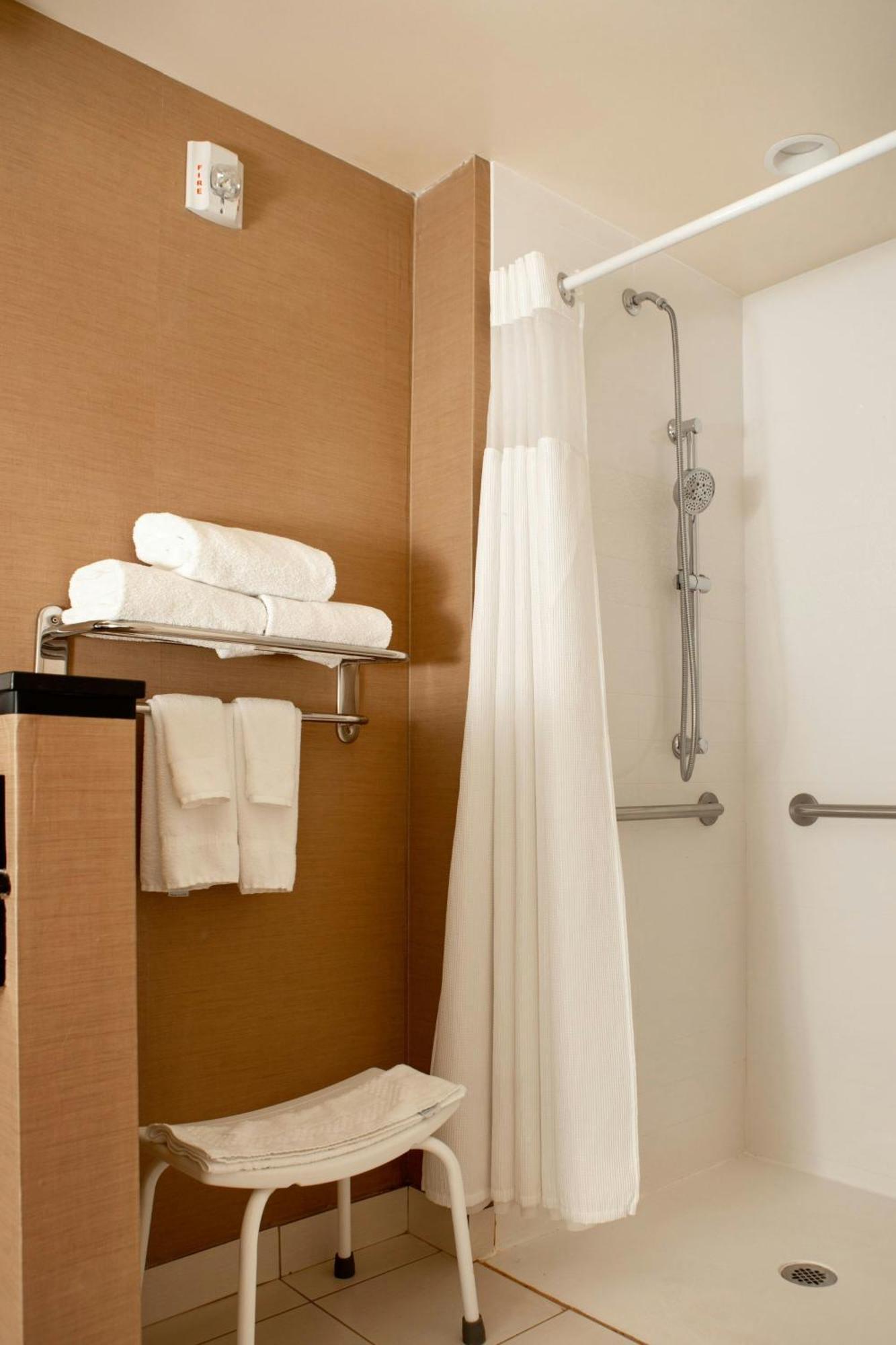 Fairfield & By Marriott Richmond Midlothian Hotel