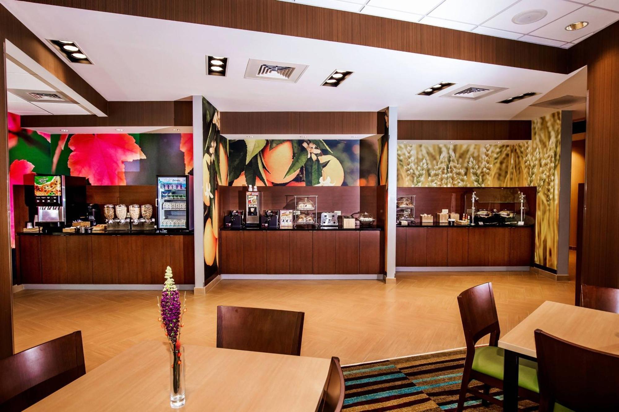 Hotel Fairfield & By Marriott Richmond Midlothian 3*