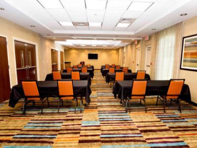 Fairfield & By Marriott Midlothian Hotel
